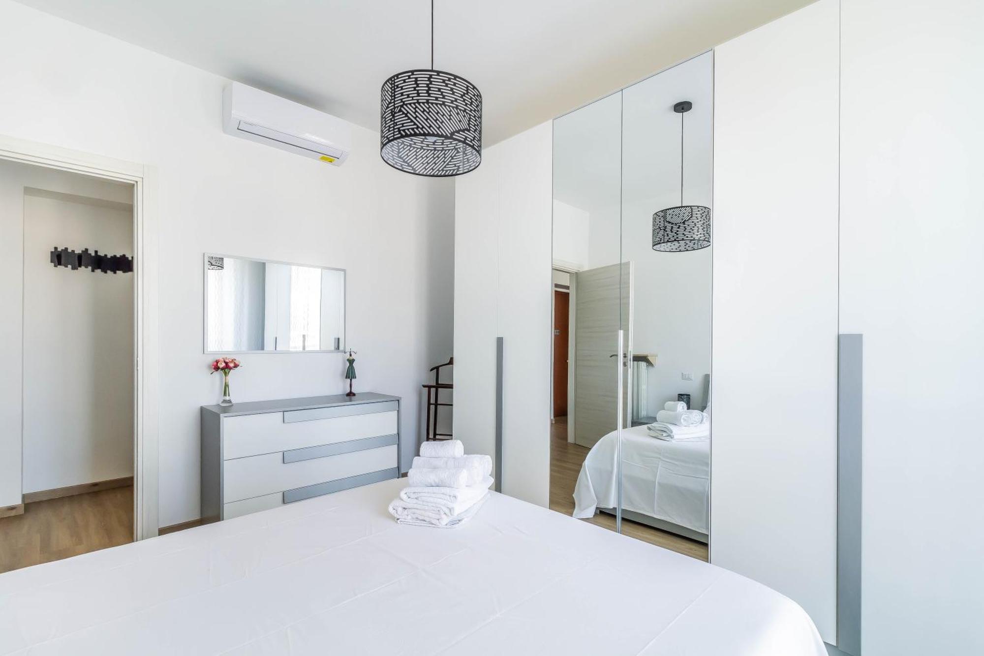 Апартаменты Domusmi Benedetto Marcello-28 Милан Экстерьер фото